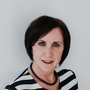 Meet your Posher, Brenda